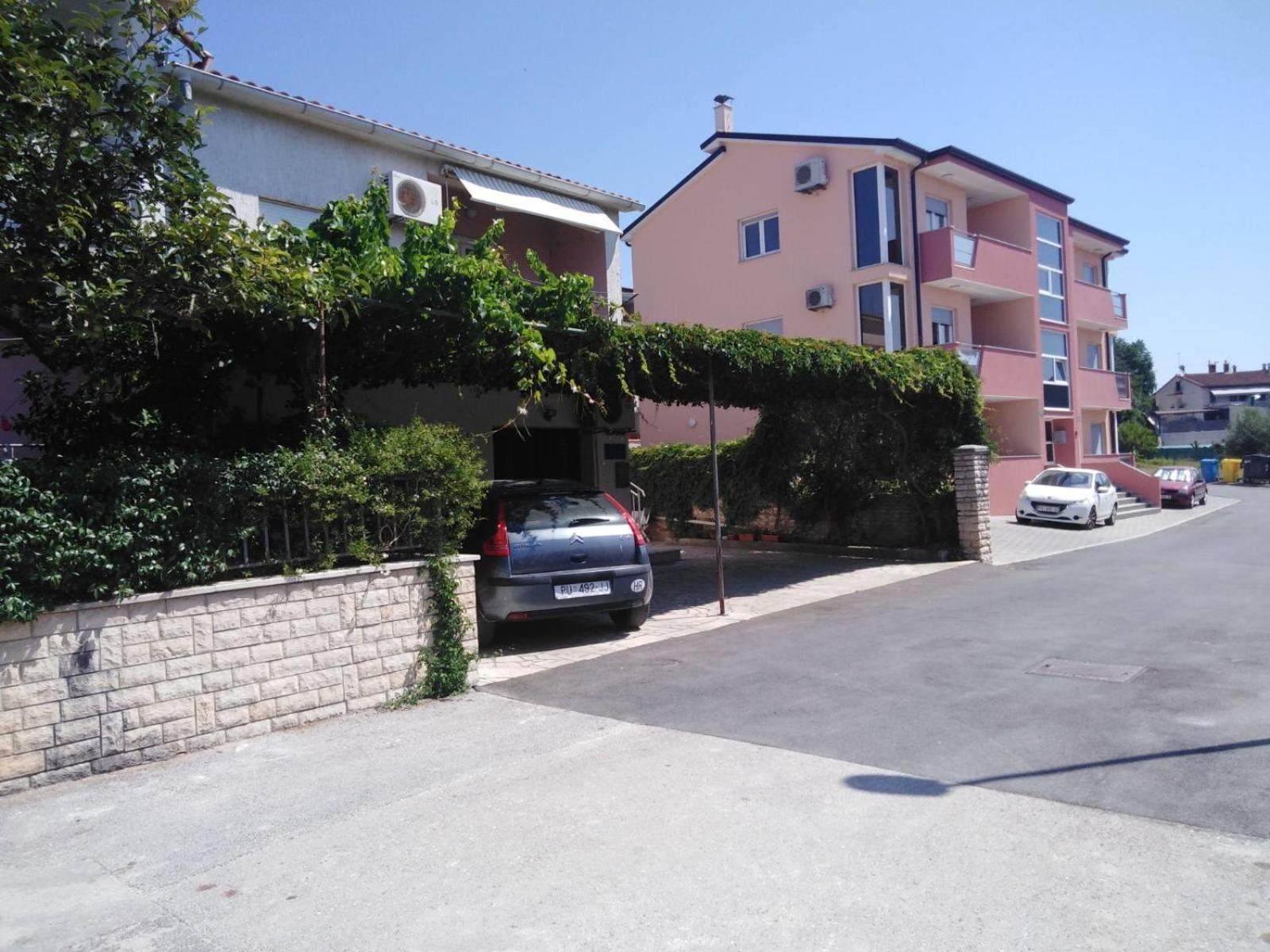 Apartments Mirijana بولا المظهر الخارجي الصورة