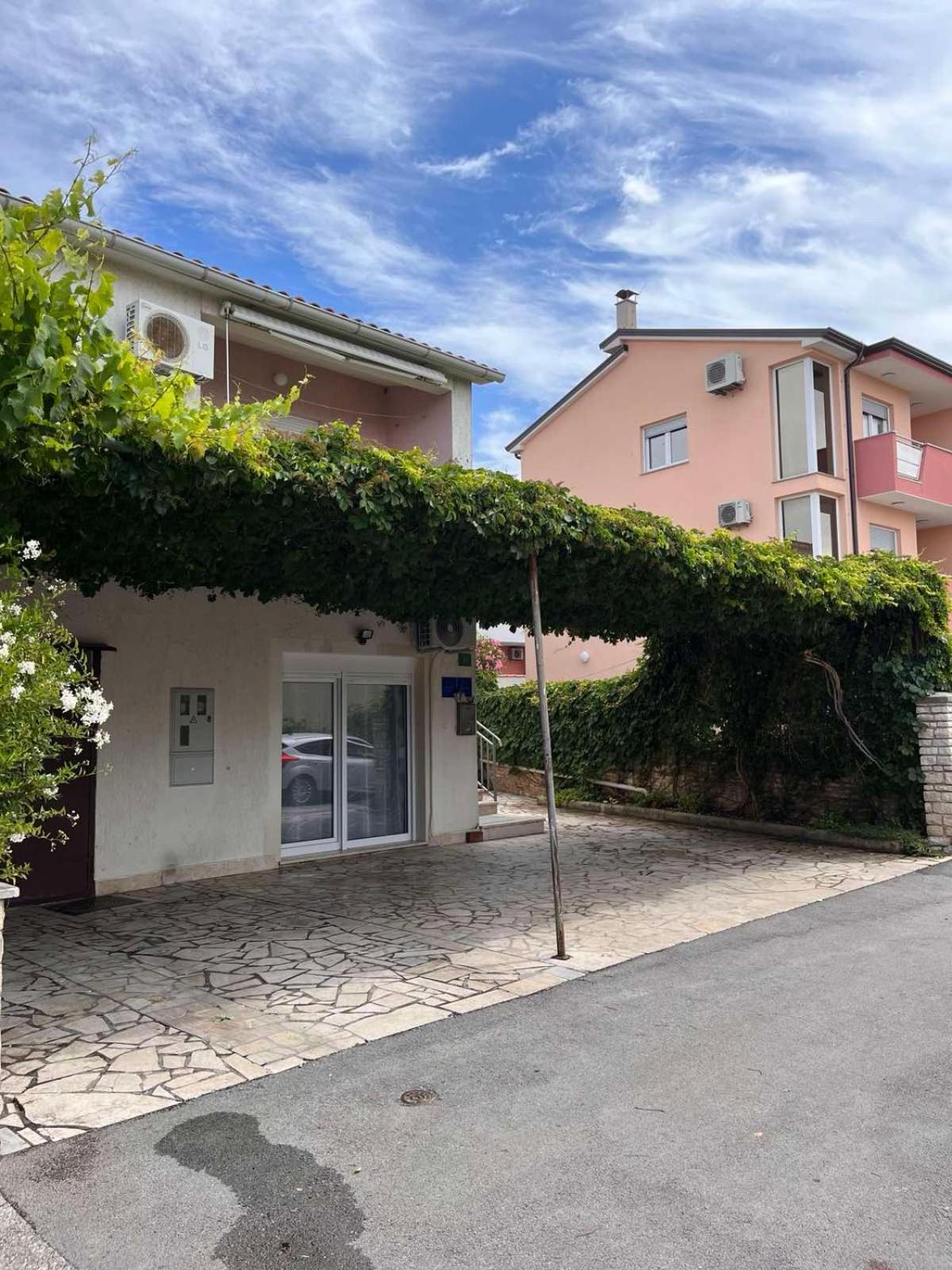 Apartments Mirijana بولا المظهر الخارجي الصورة